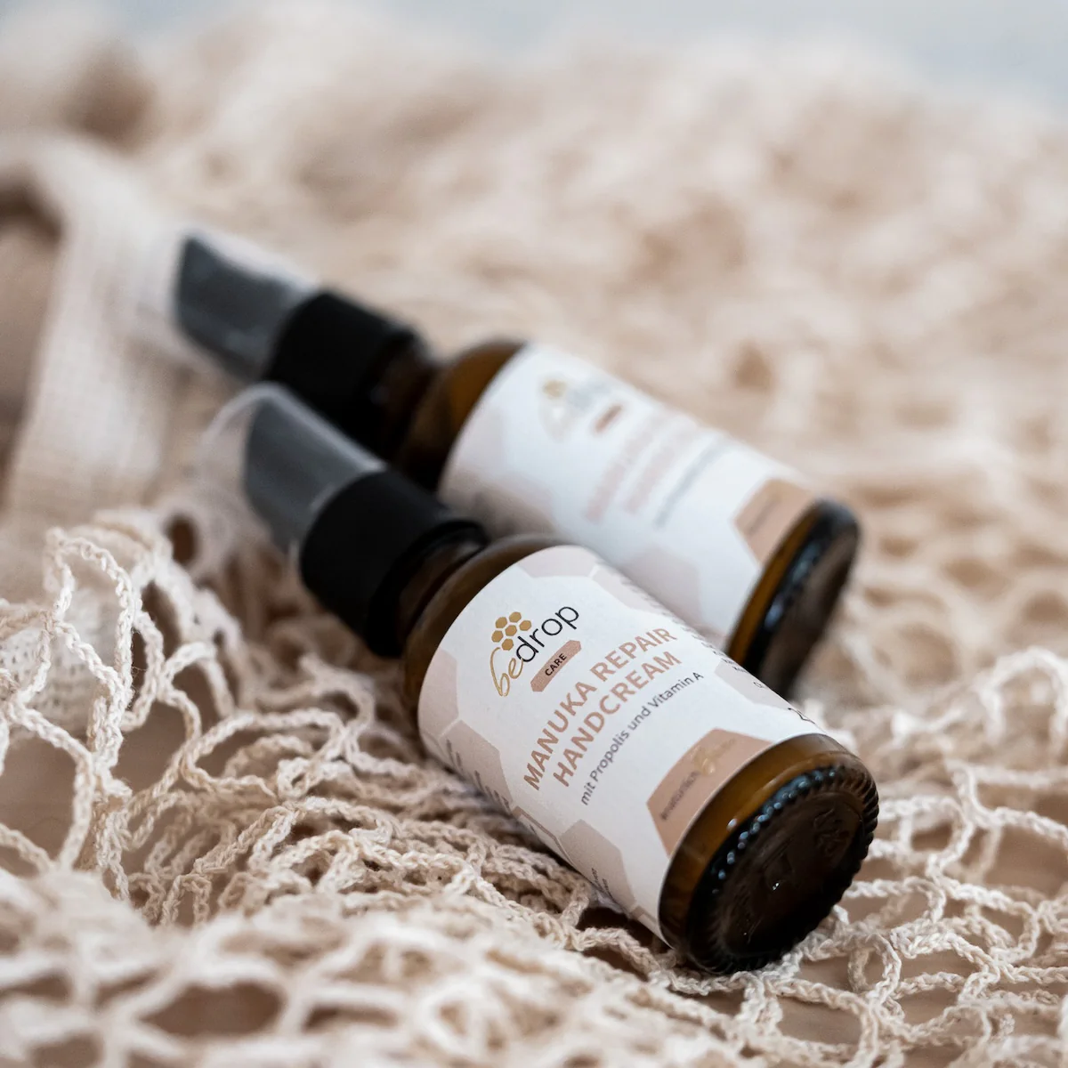 Vorteilsset: 3x Manuka Repair Handcream / Handcreme mit Manuka Honig, Propolis und Vitamin A  im 3er Set - Image 3